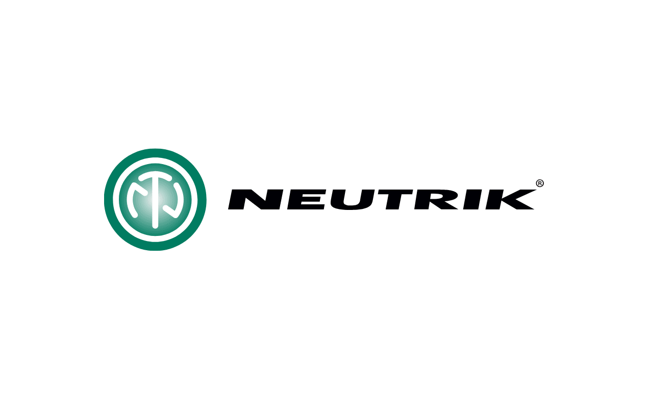 Neutrik  4-polni speakon konektor NL4FXX-W-S